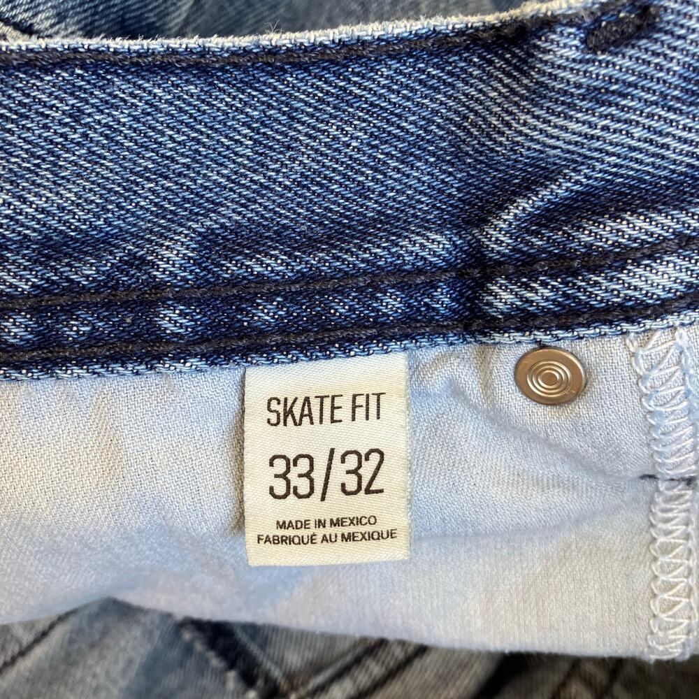 BDG Urban Outfitters Sz 33/32 Skate Fit Jeans Patchwork Baggy Jeans Mid Wash - Picture 13 of 16